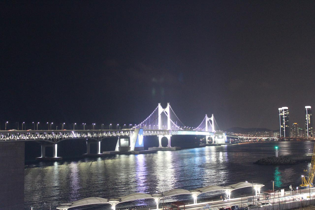 The Blue Guesthouse 釜山 外观 照片